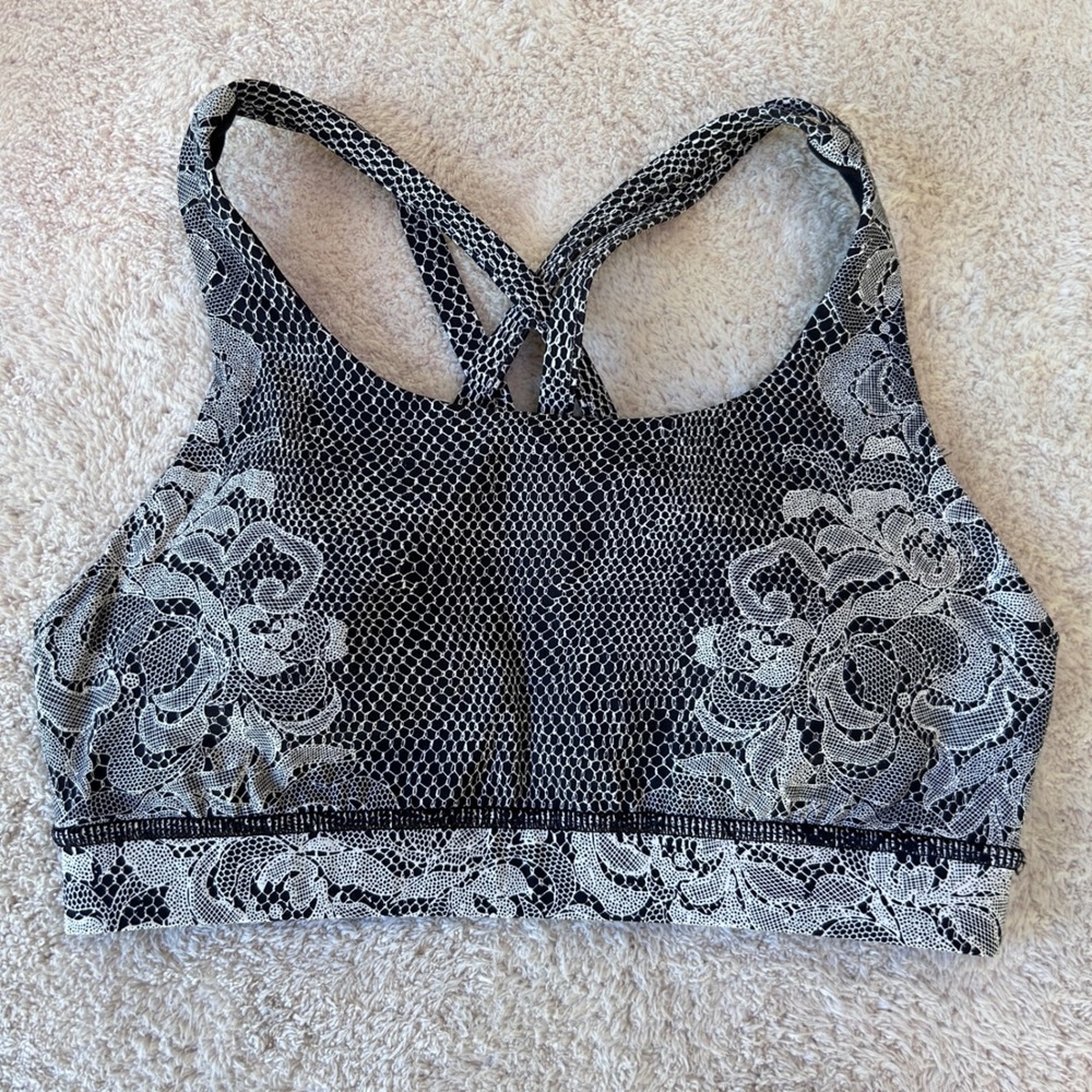 Lululemon Energy Bra Black White Lace Floral Honeycomb Strappy Sports Bra Size 4